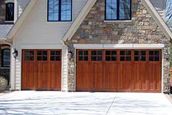Garage Door And Opener Repairs Milwaukee, WI 262-298-0493 - custom-side